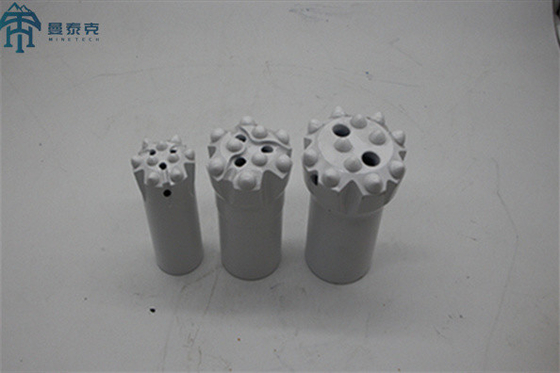 Weiße Farbe 64mm T38 Schnurknopf Bohrstange und Produktionsbohranlage